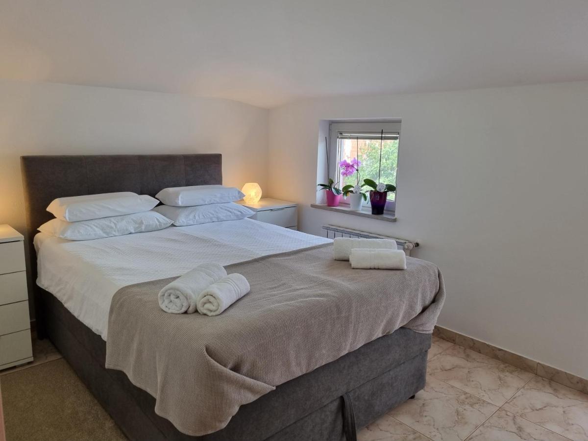 Ferienwohnung Apartma Katy Umag Exterior foto