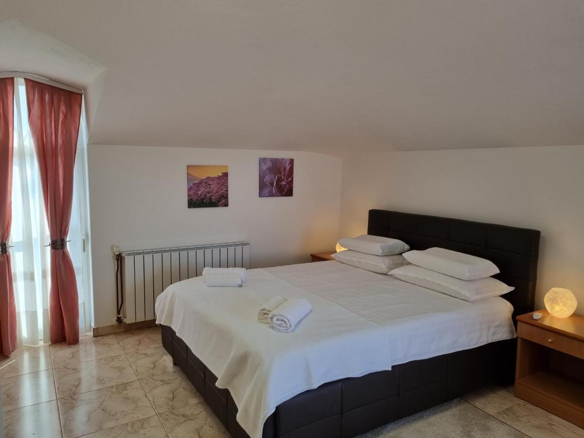 Ferienwohnung Apartma Katy Umag Exterior foto